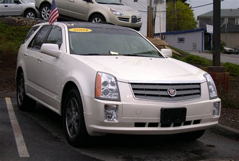 2004 Cadillac SRX Owners Manual and Concept