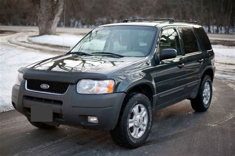 2004 Ford Escape Owners Manual and Concept