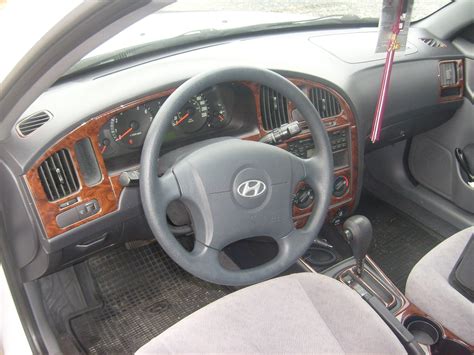 2004 Hyundai Elantra Interior and Redesign