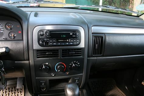 2004 Jeep Cherokee Interior and Redesign