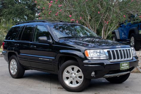 2004 Jeep Grand Cherokee Concept and Owners Manual