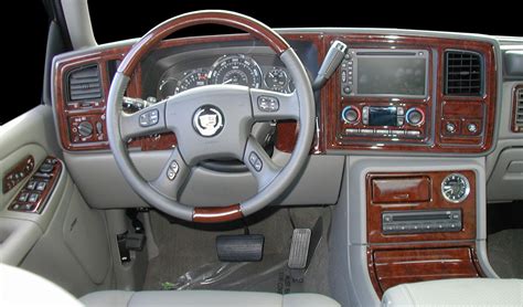 2005 Cadillac Escalade Interior and Redesign