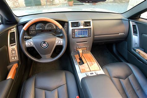 2005 Cadillac XLR Interior and Redesign