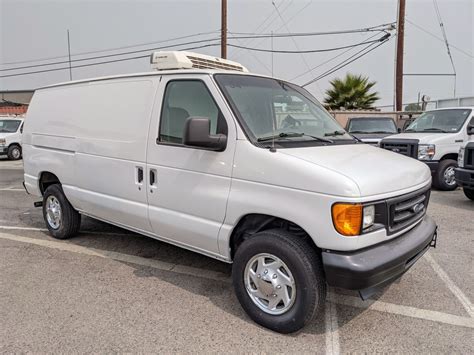 2005 Ford E250 Owners Manual