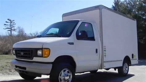 2005 Ford E350 Super Duty Owners Manual