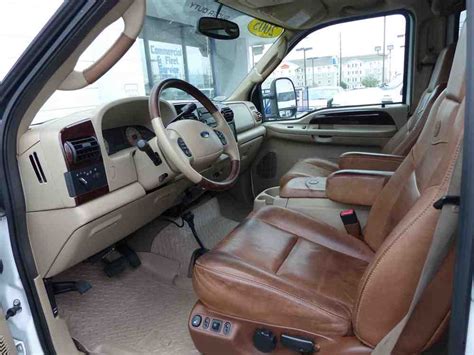 2005 Ford F-350 Interior and Redesign
