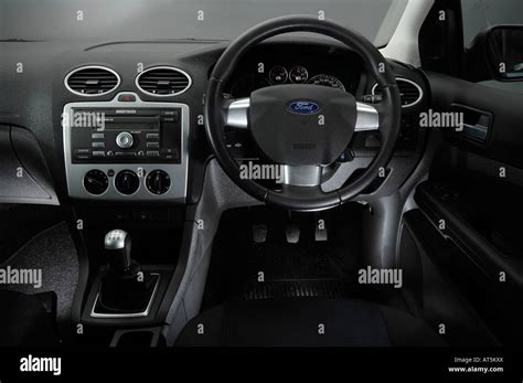 2005 Ford Focus Interior and Redesign