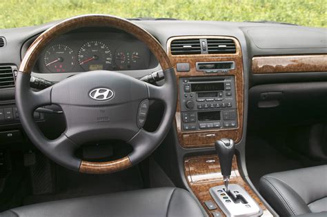 2005 Hyundai XG350 Interior and Redesign