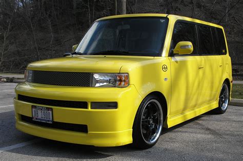 2005 Scion xB Owners Manual and Concept