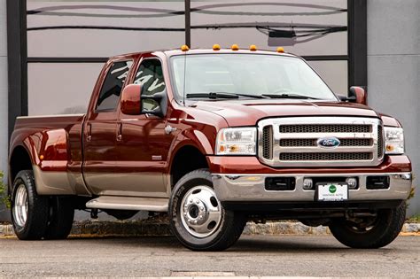 2006 Ford F-350 Owners Manual and Concept
