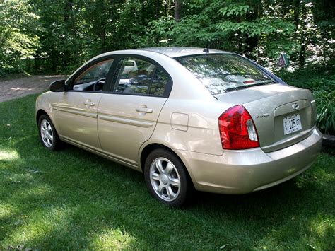 2006 Hyundai Accent Owners Manual and Concept