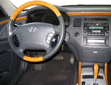 2006 Hyundai Azera Interior and Redesign