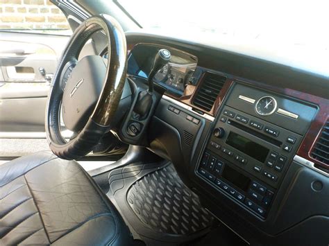 2006 Lincoln Town Car Interior and Redesign