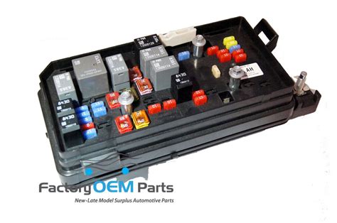 2007 buick lucerne under hood fuse box diagram 