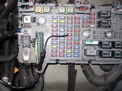 2007 chevy express fuse box 
