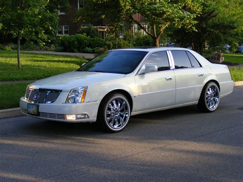 2007 Cadillac DTS Owners Manual and Concept