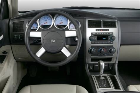 2007 Dodge Magnum Interior and Redesign