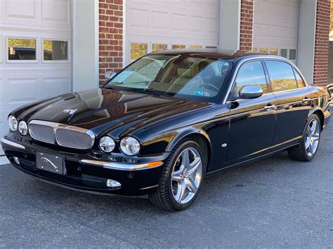 2007 Jaguar XJ Concept and Owners Manual
