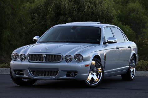 2008 Jaguar XJ Concept and Owners Manual