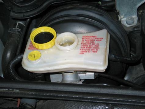 2009 Audi A4 Brake Reservoir Manual