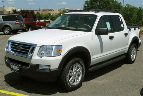 2009 Ford Explorer Sport Trac Owners Manual and Concept