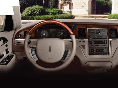 2009 Lincoln Town Car Interior and Redesign