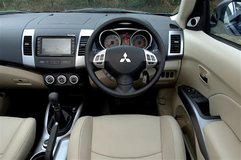 2009 Mitsubishi Outlander Interior and Redesign