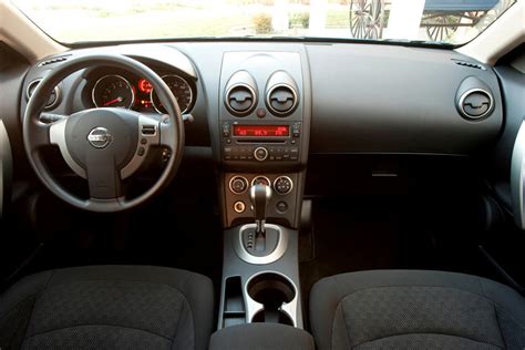 2009 Nissan Rogue Interior HD Wallpaper