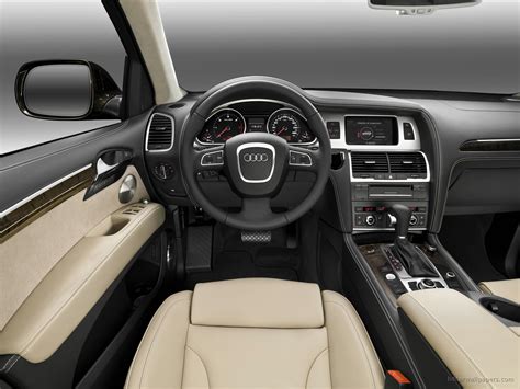 2010 Audi Q7 Interior
