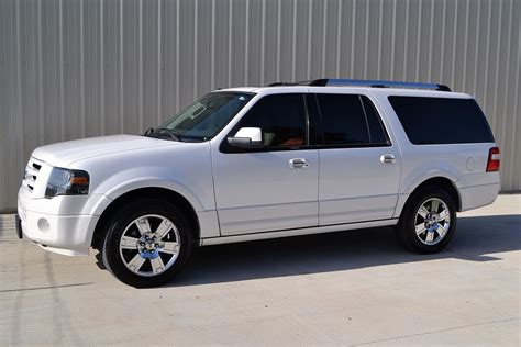 2010 Ford Expedition EL Owners Manual and Concept