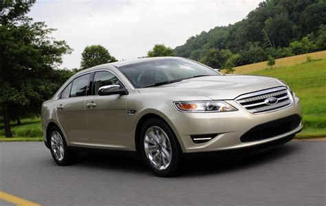 2010 Ford Taurus Owners Manual and Concept