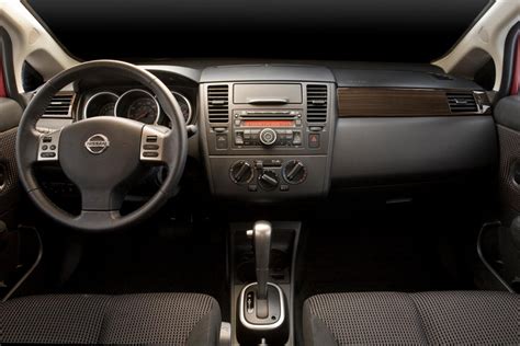 2010 Nissan Versa Interior HD Wallpaper