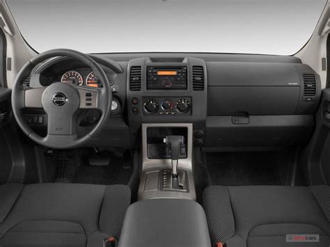 2010 NissanPathfinder Interior HD Wallpaper