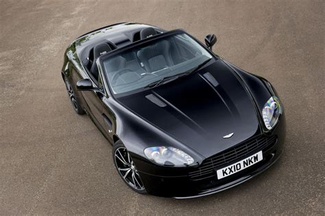 2011 Aston Martin V8 Vantage Owners Manual