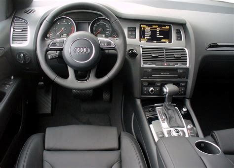 2011 Audi Q7 Interior