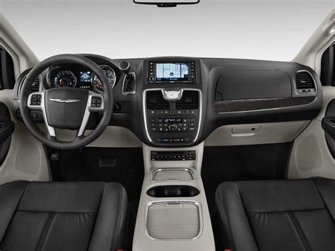 2011 Chrysler Town & Country Interior and Redesign