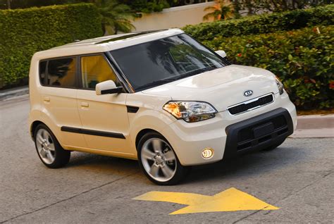 2011 Kia Soul Concept and Owners Manual