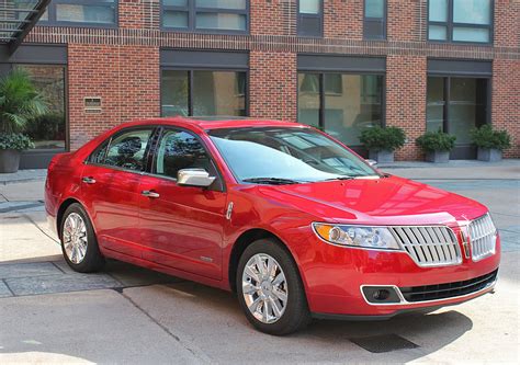 2011 Lincoln MKZ Hybrid Concept and Owners Manual