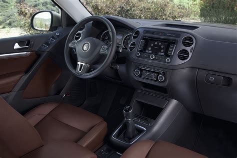 2011 Volkswagen Tiguan Interior