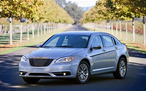 2012 Chrysler 200 Owners Manual and Concept