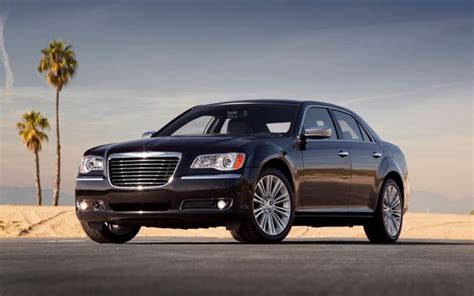2012 Chrysler 300C Owners Manual and Concept