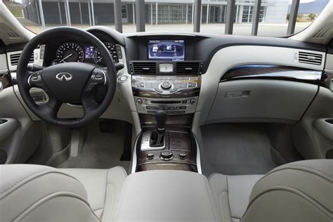 2012 Infiniti M35h Interior and Redesign