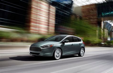 2013 Ford Focus Electric Concept and Owners Manual