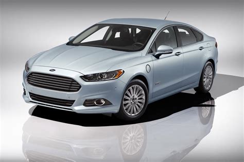 2013 Ford Fusion Energi Concept and Owners Manual