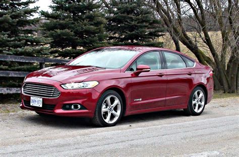 2013 Ford Fusion Hybrid Concept and Owners Manual