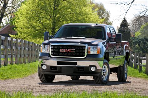 2013 GMC Sierra 2500 Concept and Owners Manual