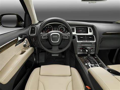 2014 Audi Q7 Interior