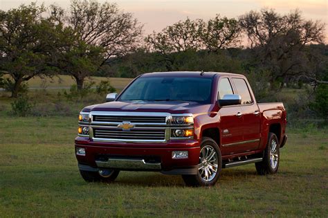 2014 Chevrolet Silverado Concept and Owners Manual