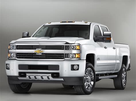 2014 Chevrolet Silverado 2500 Concept and Owners Manual