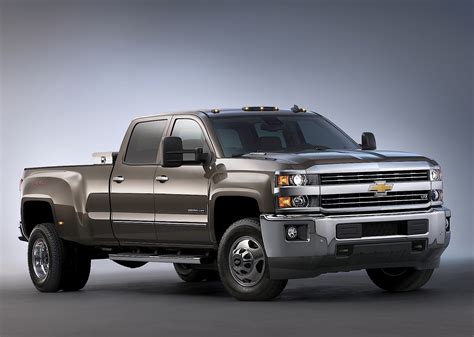 2014 Chevrolet Silverado 3500 Concept and Owners Manual